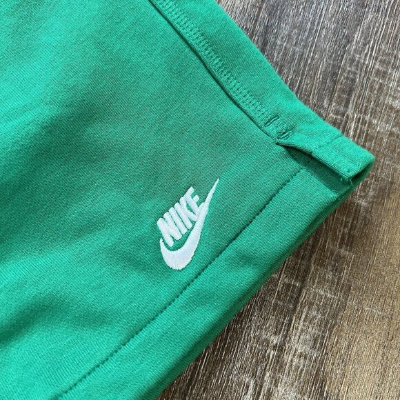 Nike Shorts Size Large Mens Green Club French Terry Flow $55 - Picture 2 of 9